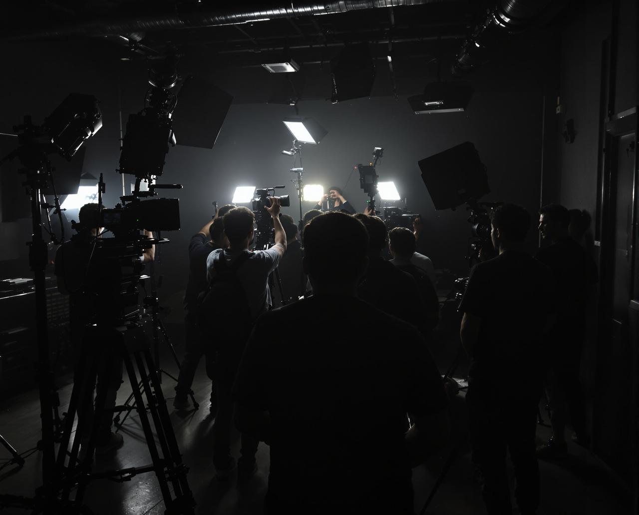 探花视频制作现场